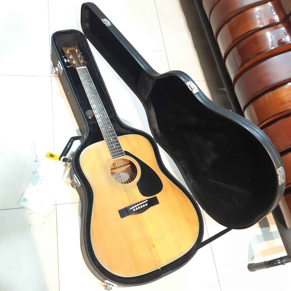 Đàn Guitar yamaha nhật cũ fg200D