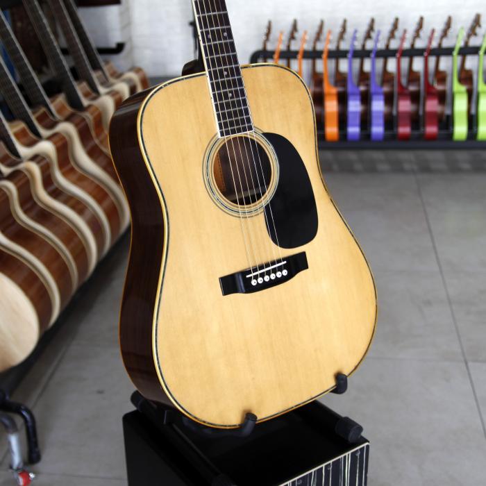 Guitar Acoustic Nhật Bãi Aria W25